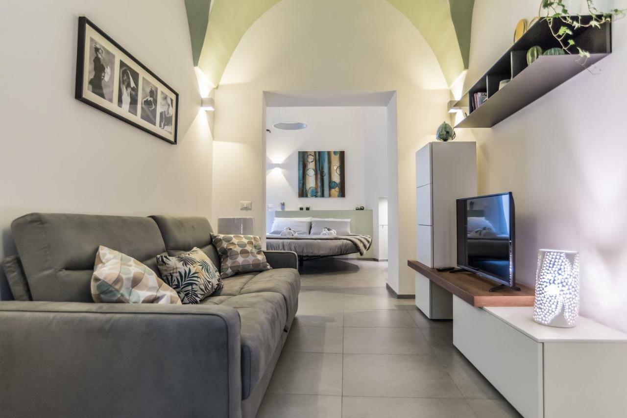 Elle Suite Lecce Bagian luar foto