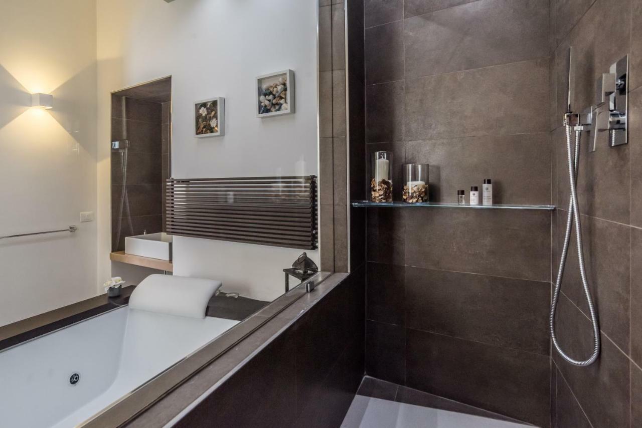 Elle Suite Lecce Bagian luar foto