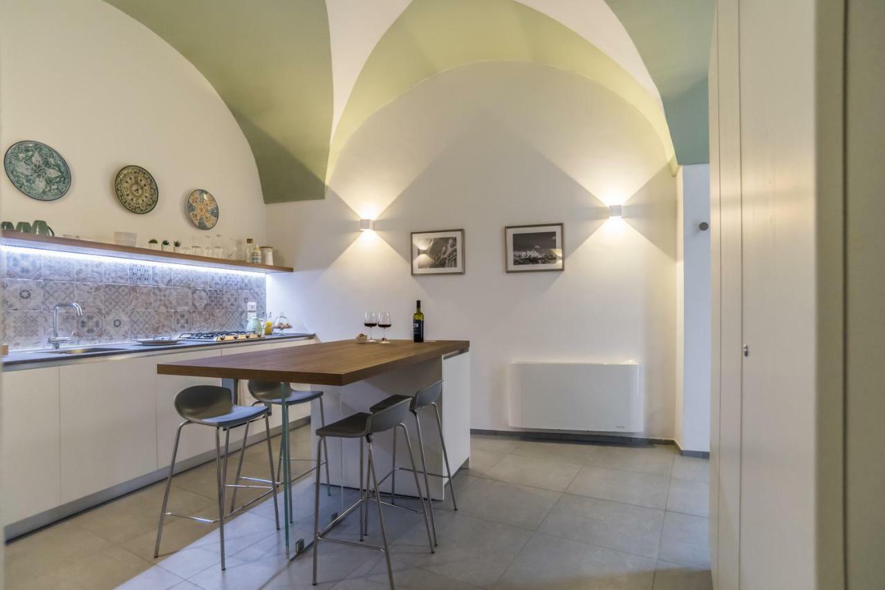 Elle Suite Lecce Bagian luar foto