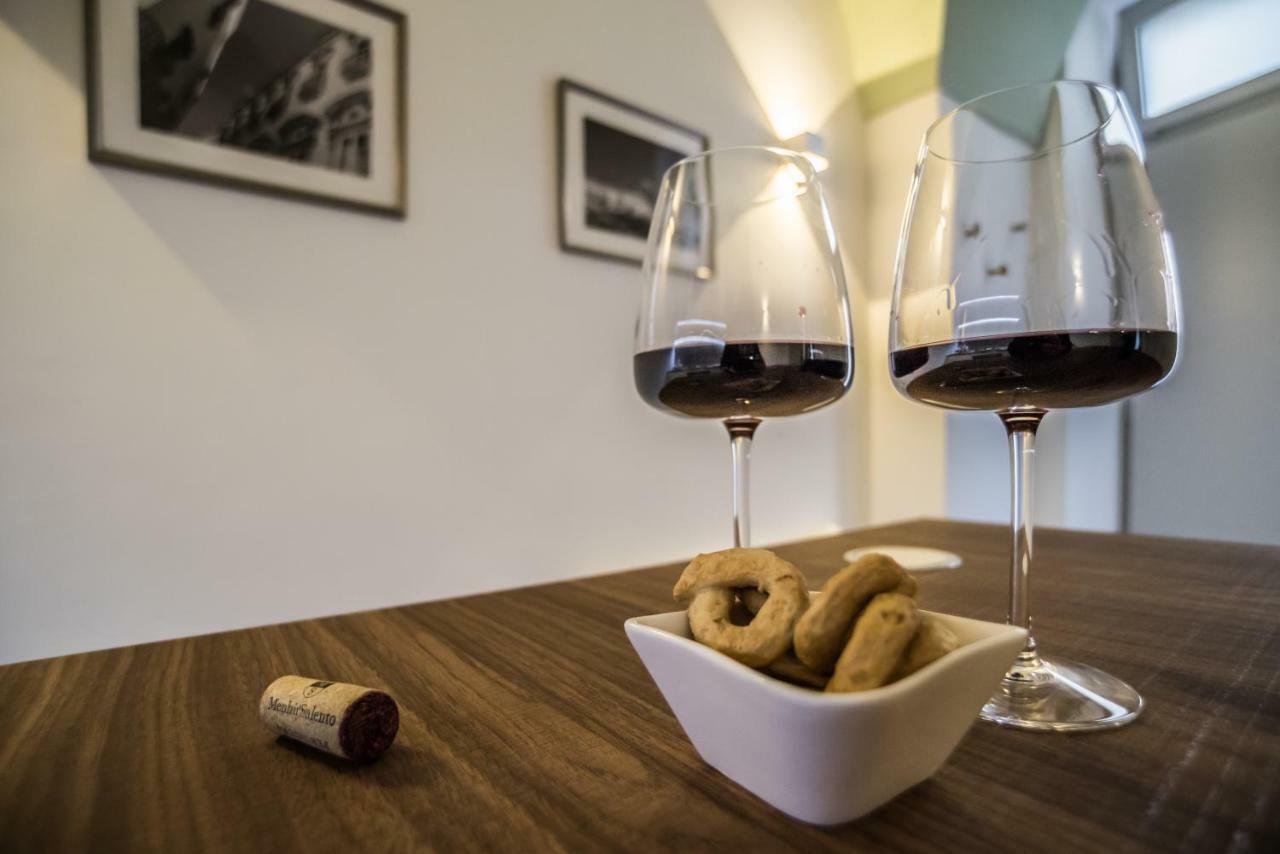 Elle Suite Lecce Bagian luar foto