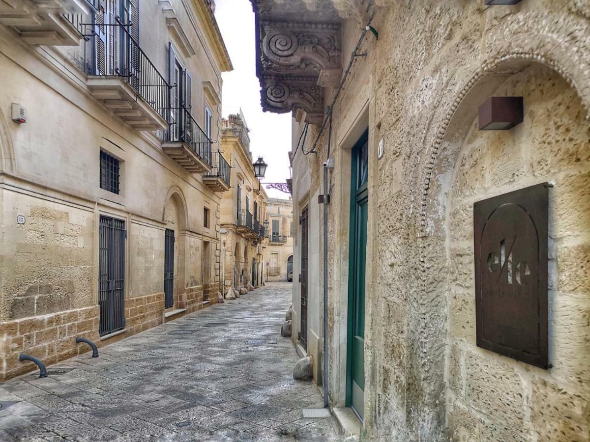 Elle Suite Lecce Bagian luar foto